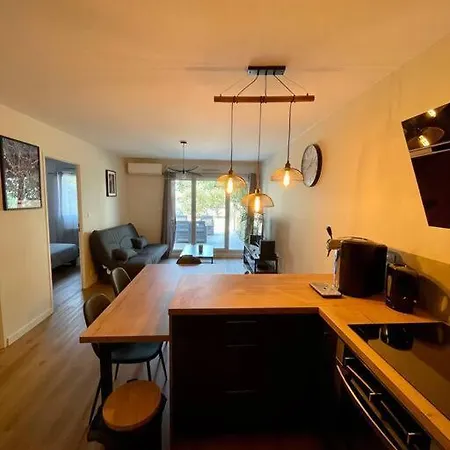 L'ovalie Apartment